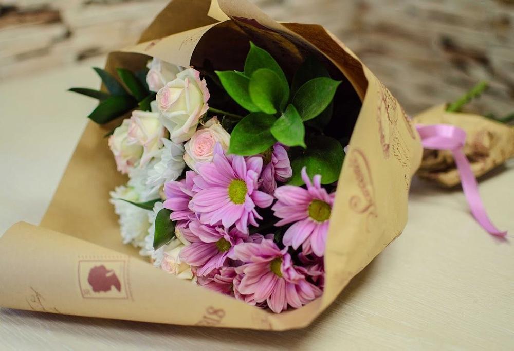 Букет цветов из: Розы и Хризантемы в Гребнево