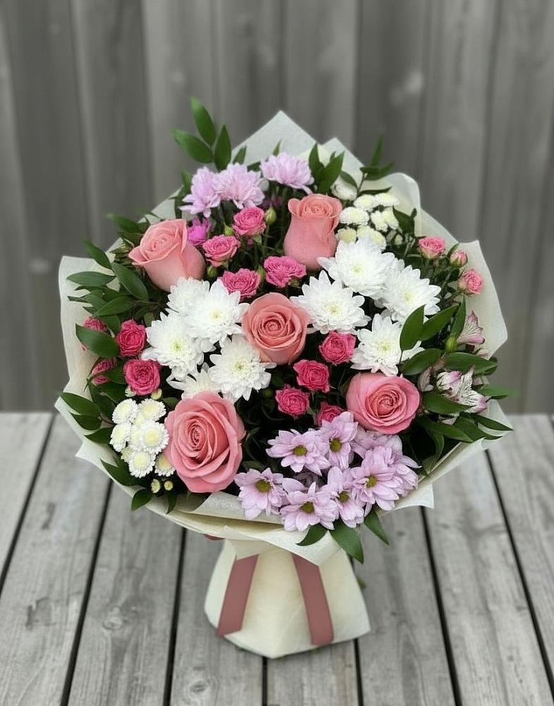 Букет цветов из: Альстромерии, Гвоздики, Розы и Хризантемы в Гребнево