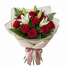 Букет цветов из:  Лилии и Розы в Гребнево