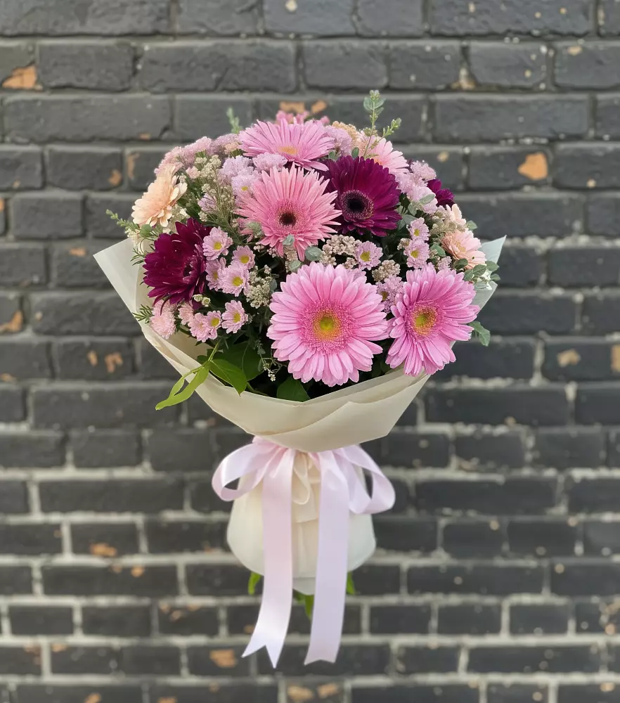 Букет цветов из: Герберы и Хризантемы в Гребнево