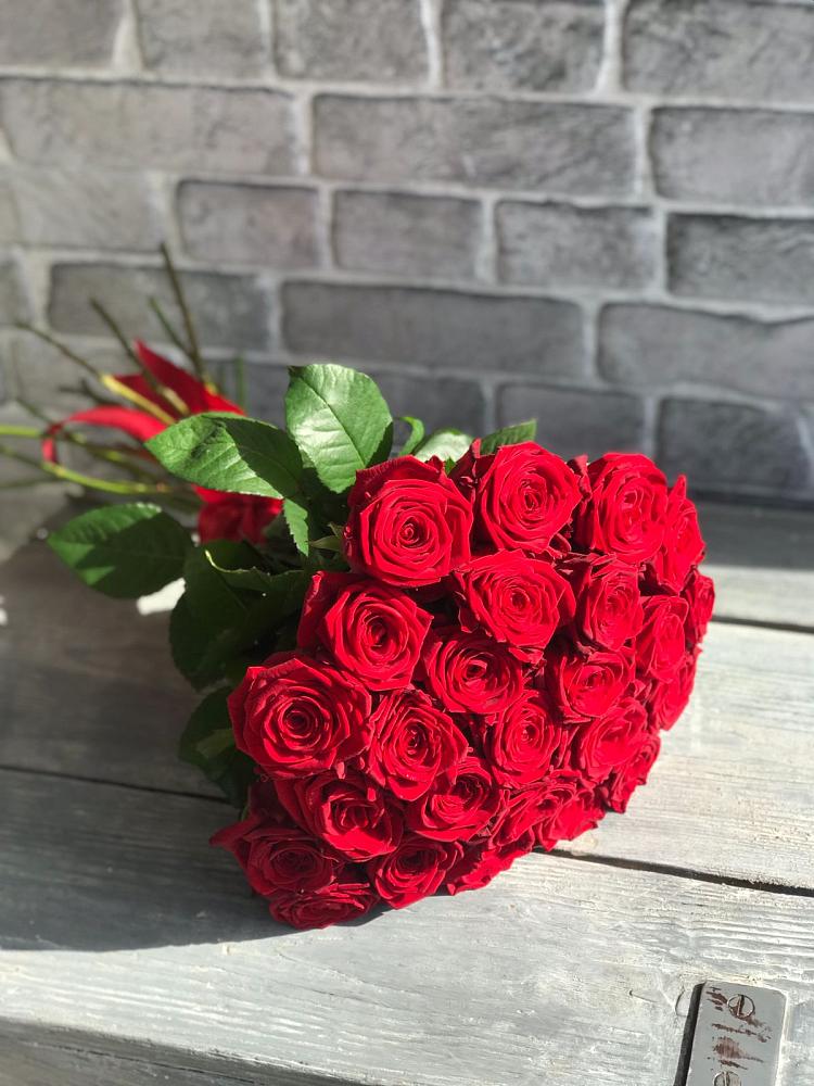Букет Красные розы Фридом в Гребнево