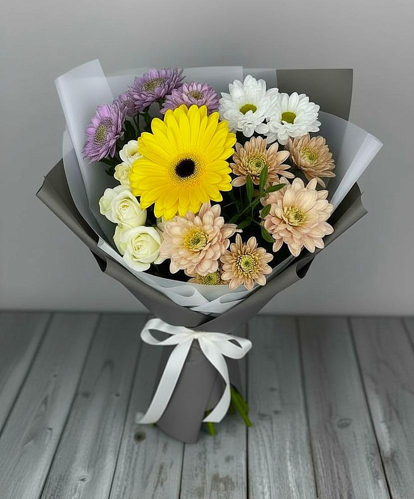 Букет цветов из: Розы, Герберы и Хризантемы в Гребнево