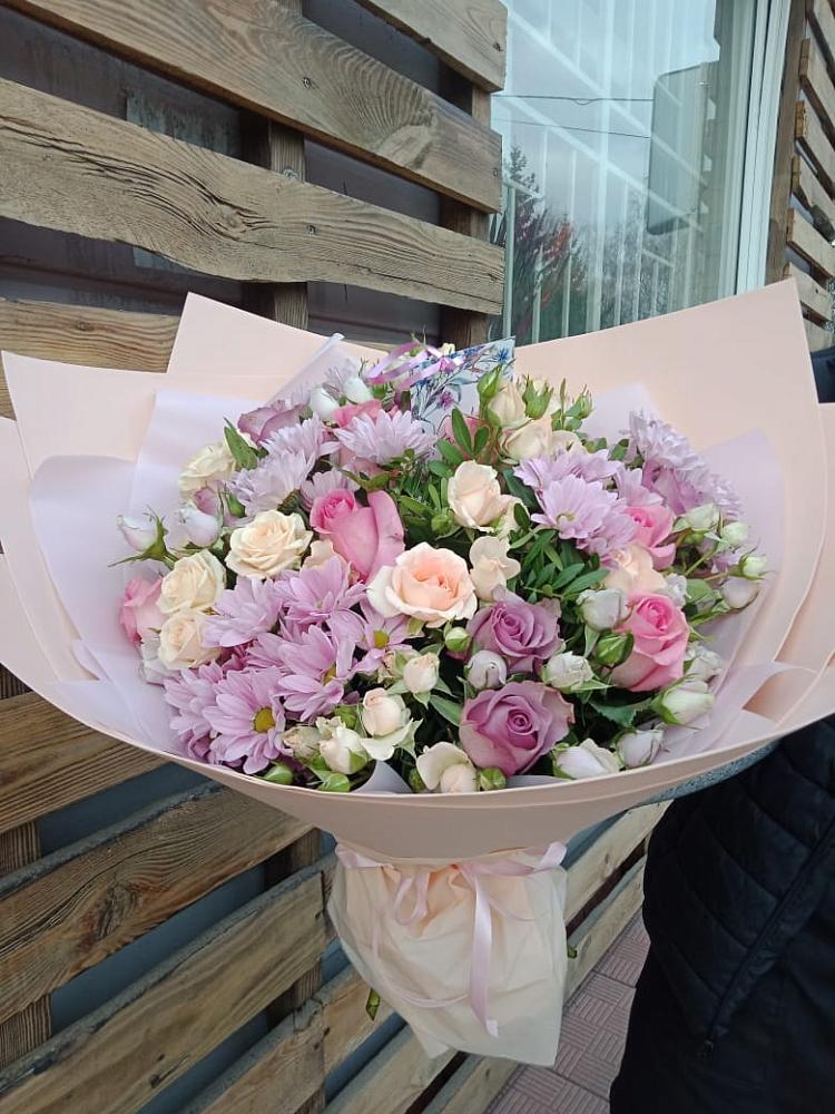 Букет цветов из: Розы и Хризантемы в Гребнево