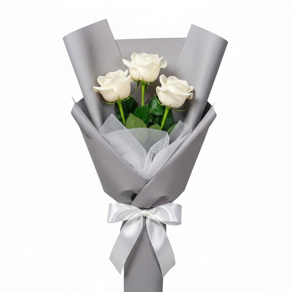 Букет 3 белые розы в Гребнево