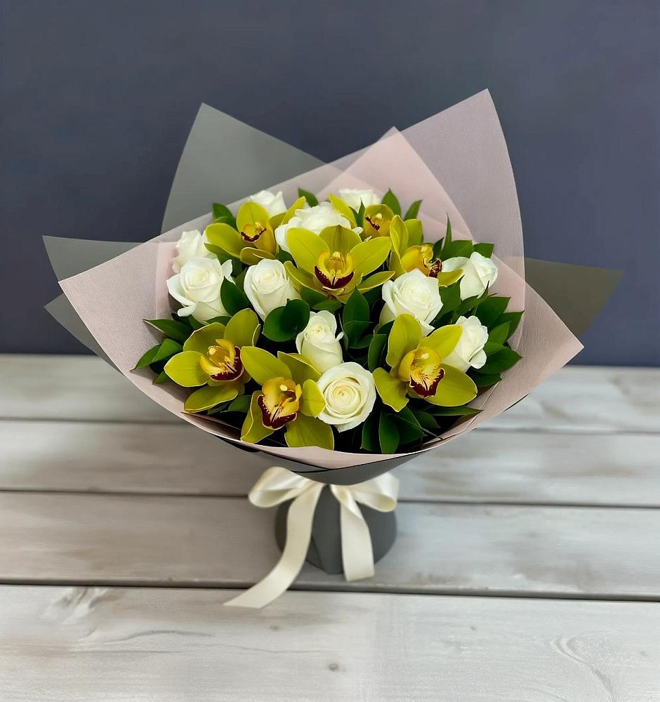 Букет цветов из: Орхидеи и Розы в Гребнево