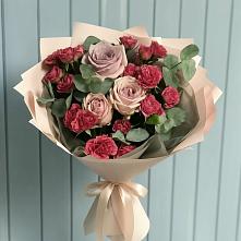 Букет цветов из:  Гвоздики и Розы в Гребнево